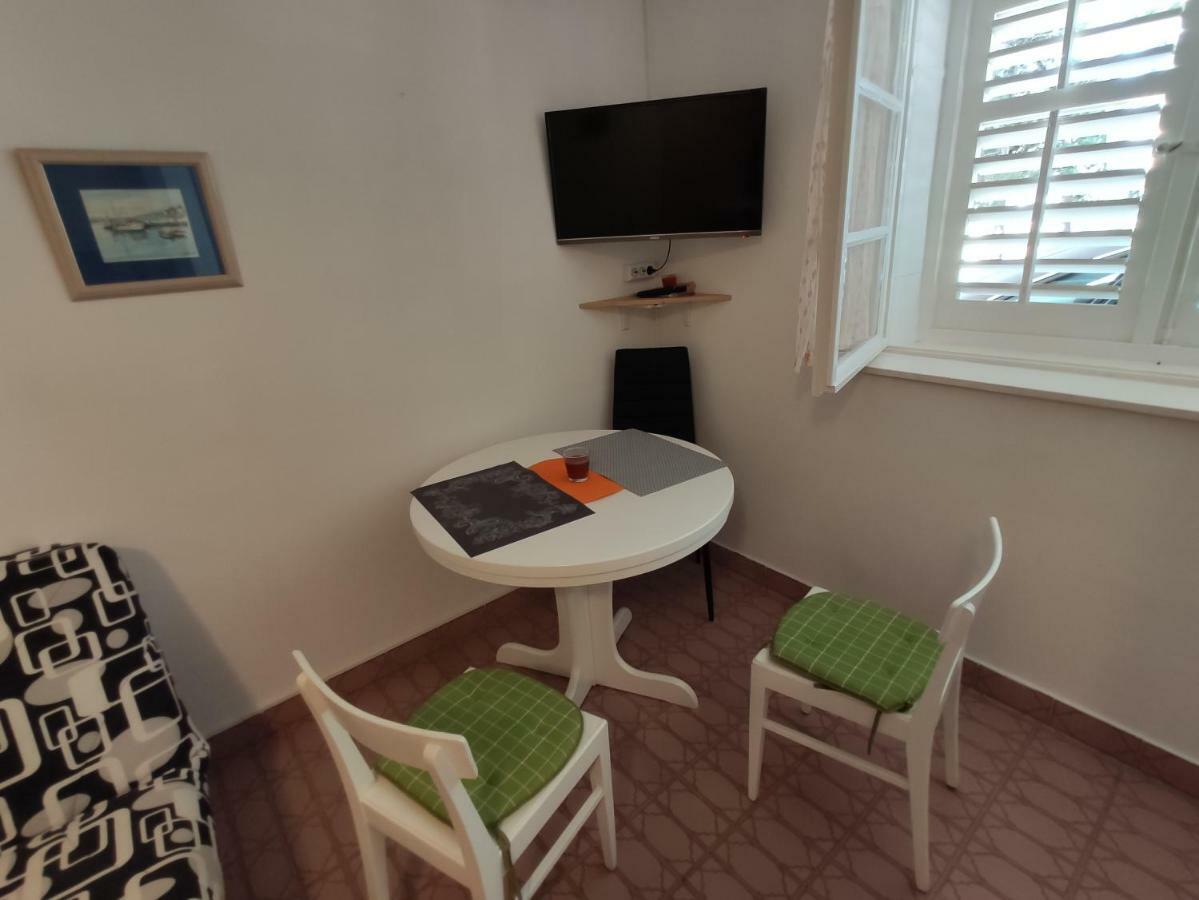 Apartment Zauhar Baška Voda Zewnętrze zdjęcie